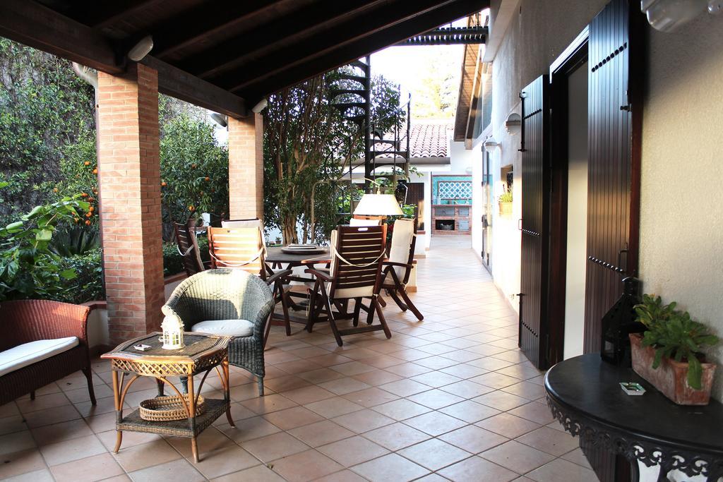 B&B Casa Chinaski 몬델로 외부 사진