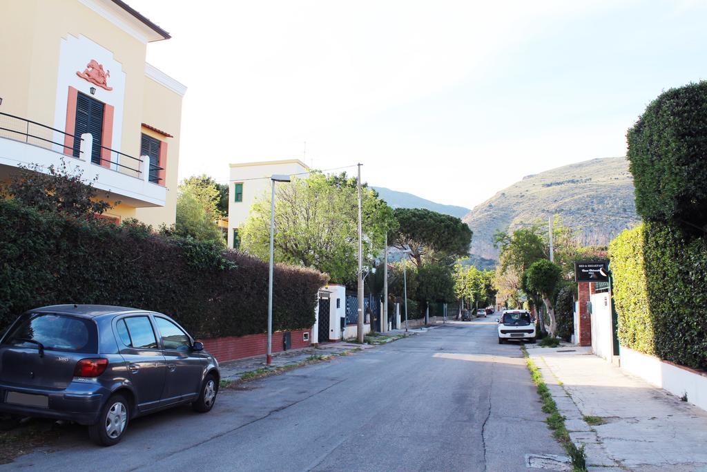 B&B Casa Chinaski 몬델로 외부 사진
