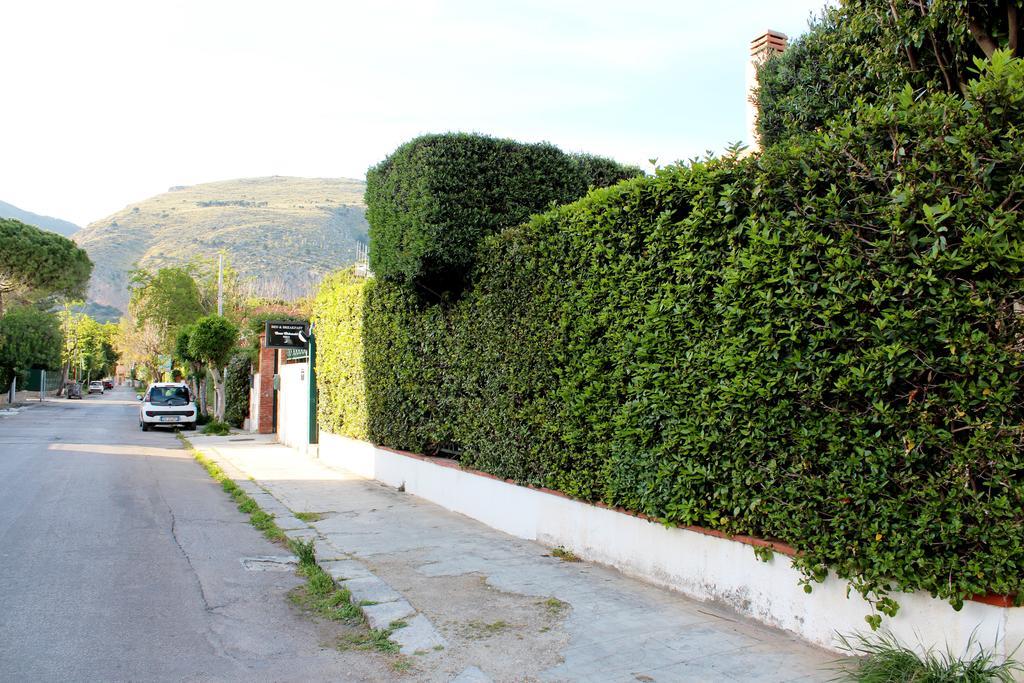 B&B Casa Chinaski 몬델로 외부 사진