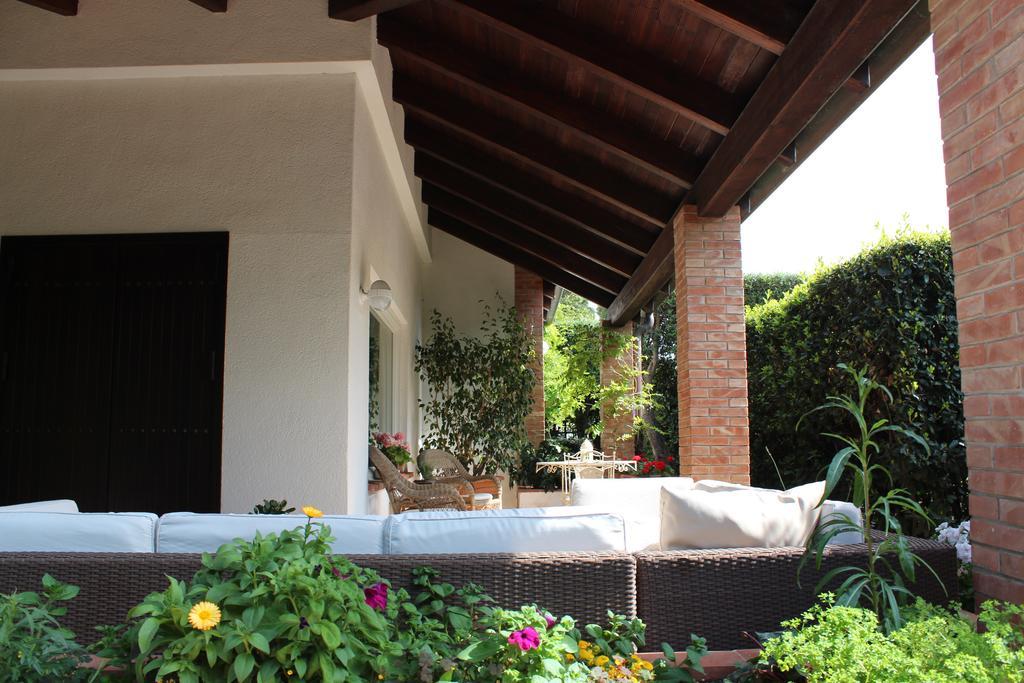 B&B Casa Chinaski 몬델로 외부 사진