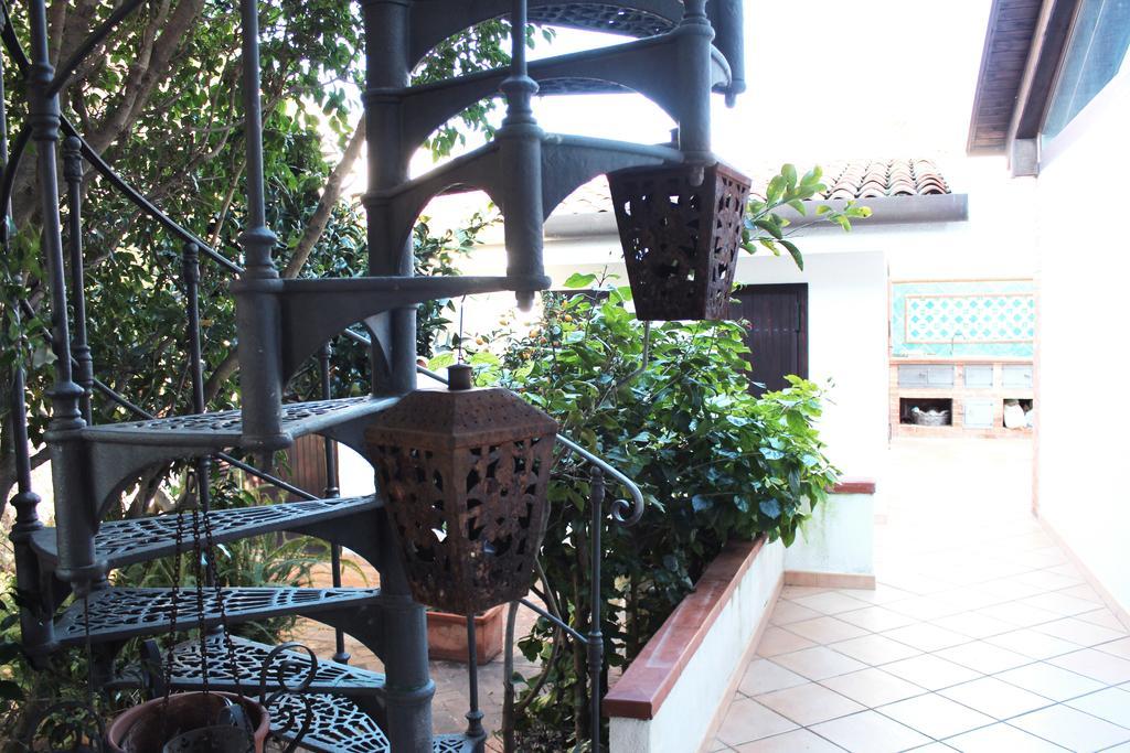 B&B Casa Chinaski 몬델로 외부 사진