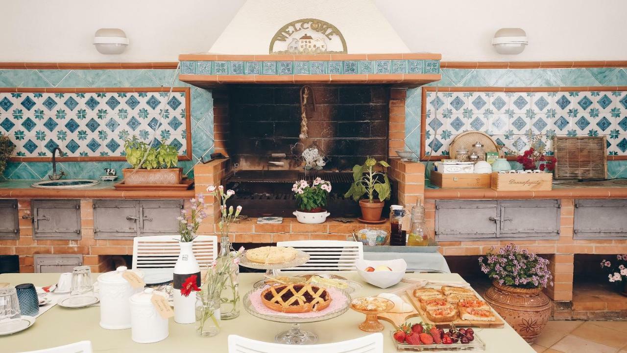 B&B Casa Chinaski 몬델로 외부 사진